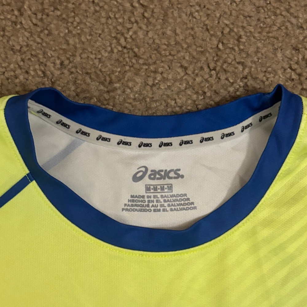 Men’s Athletic Neon Yellow and Blue Short Sleeve Tees Bundle - Picture 4 of 6